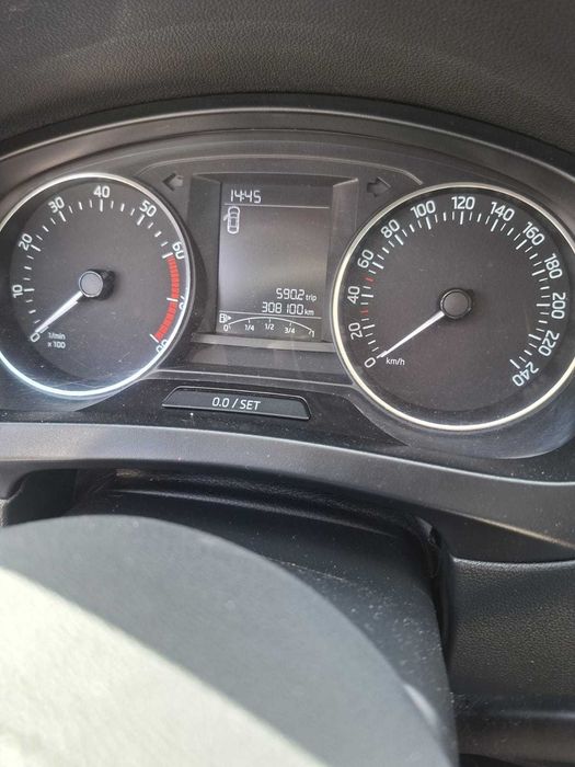 Skoda Rapid 2017, 1,2 benzina