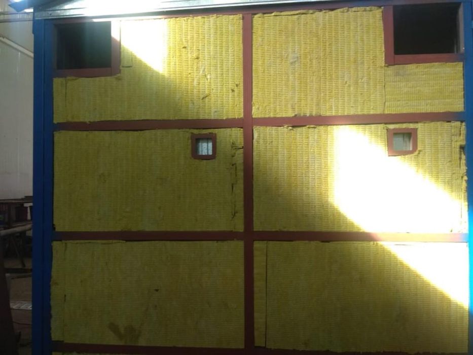 Вагончик, контейнер, бытовка