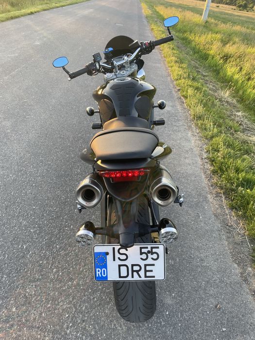 Triumph Street Triple 675 2011