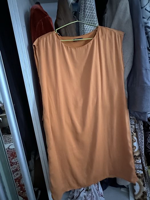 Продам женские одежды за 5000 тг