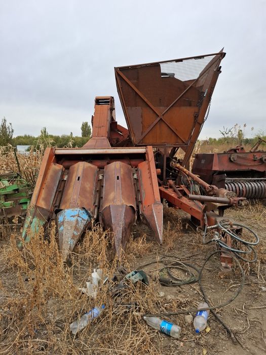 Продаётся початкоуборочный комбайн