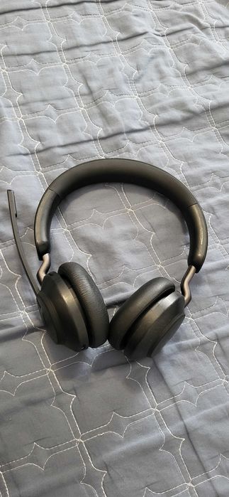 Jabra Evolve2 65Casti audio cu microfon  Fuctionale 130 lei