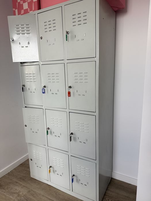 Vestiar metalic 12 cusete