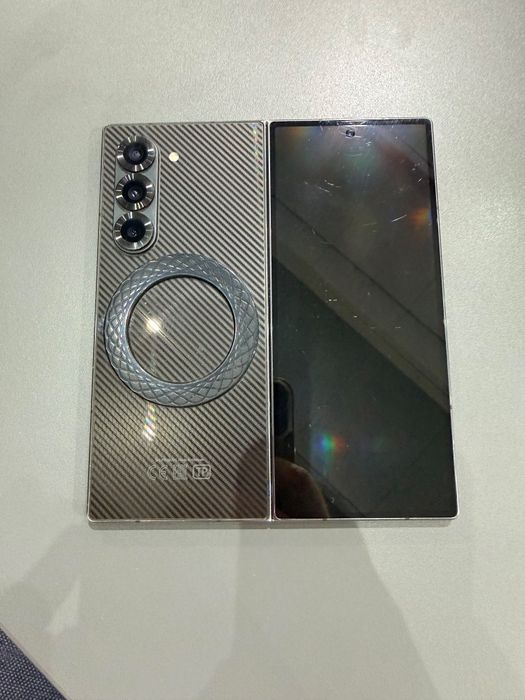 Samsung Galaxy Z Fold 6 256 gb carbon