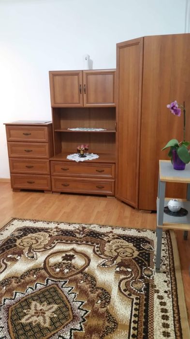 Inchiriez garsoniera