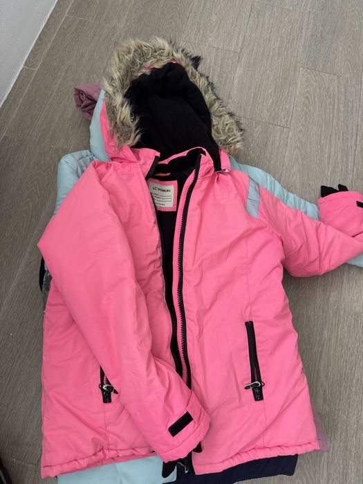 Отдам даром куртки