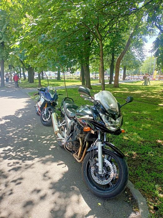 Motocicleta suzuki gsf 650 s bandit
