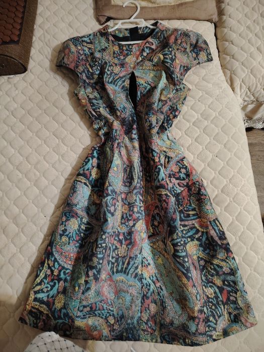 одежда  для девушек на новый-год