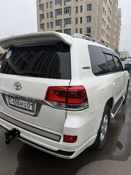 Продам Land Cruser 200