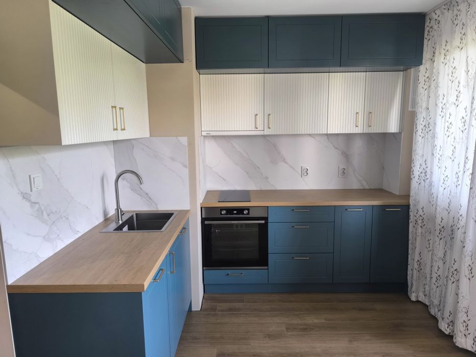 Мебели по поръчка