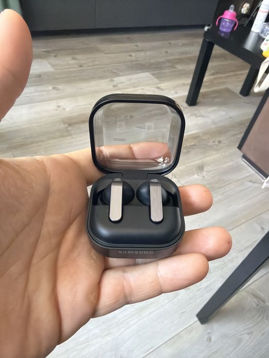 Galaxy Buds 4 PRO