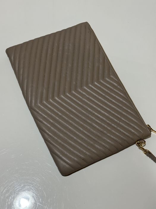 Дамски кожен клъч Saint Laurent Monogram Bill Pouch / Beige