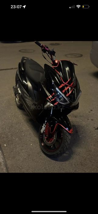 Макси беннали 180 кубов