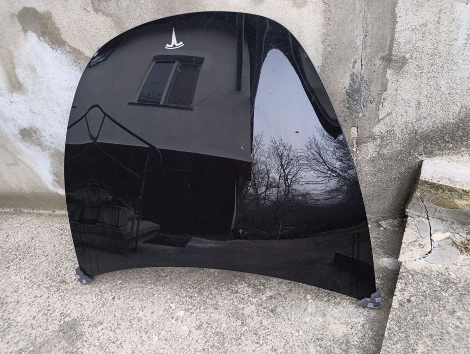Капак tesla model Y