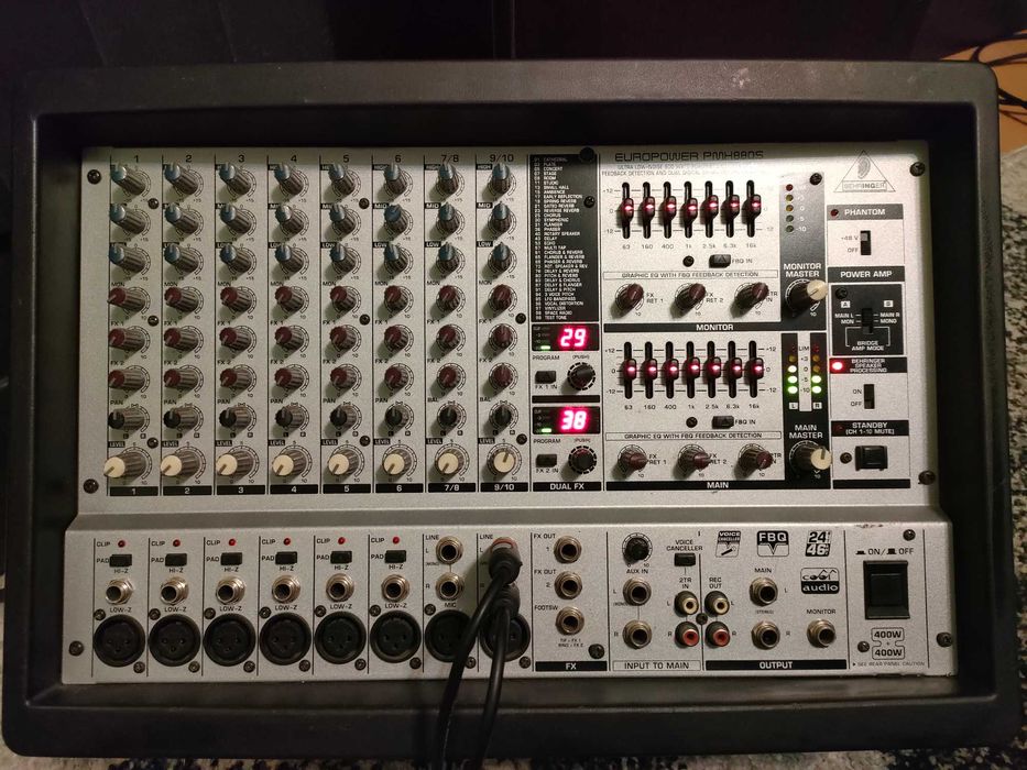 Mixer Mackie cfx12 (3potentiometre defecte) Dynacord pm 502 de 2x450w ca 1000-1