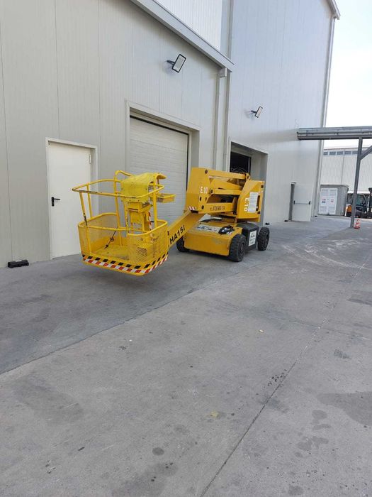 Inchiriez nacela electrica articulata