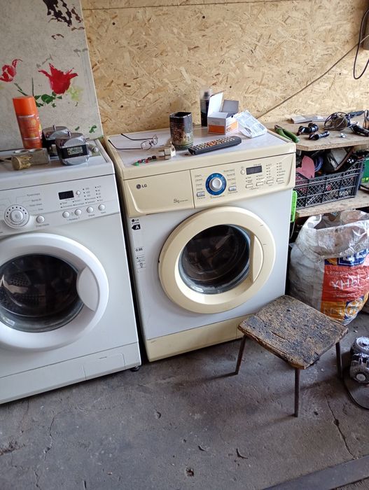 Продам стиральную машину