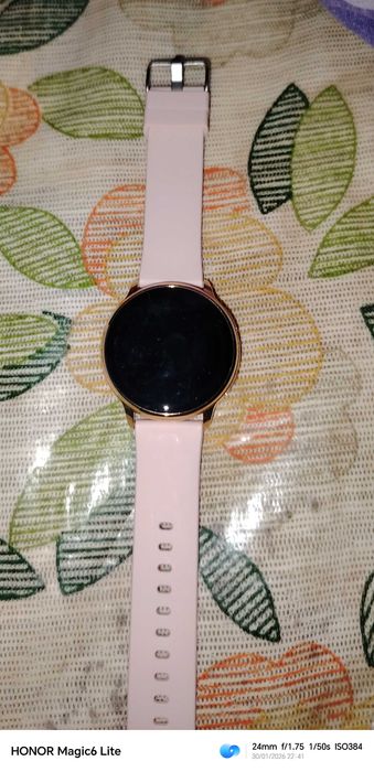 Чисто нов дамски смарт часовник Kenoeestar