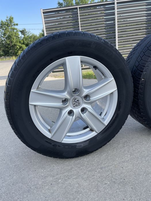 Jante Porsche Cayenne R18