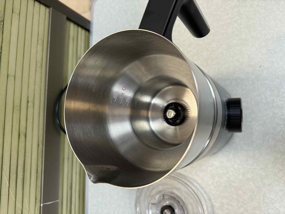 Пенообразувател за мляко Severin