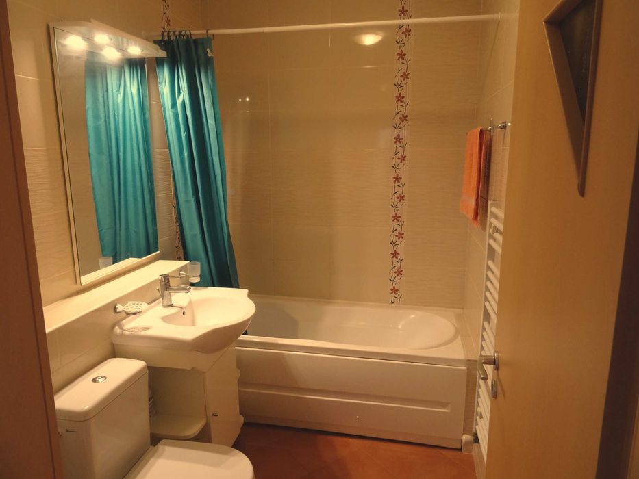 Apartament de inchiriat cu 2 camere zona Aradului
