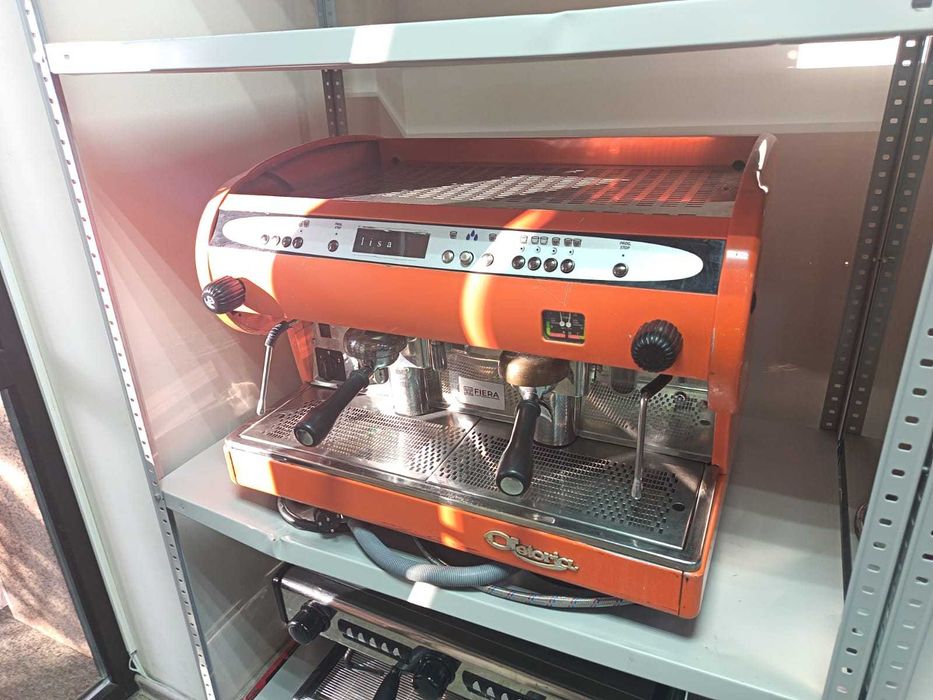 Продажа Кофемашины Saeco и Astoria