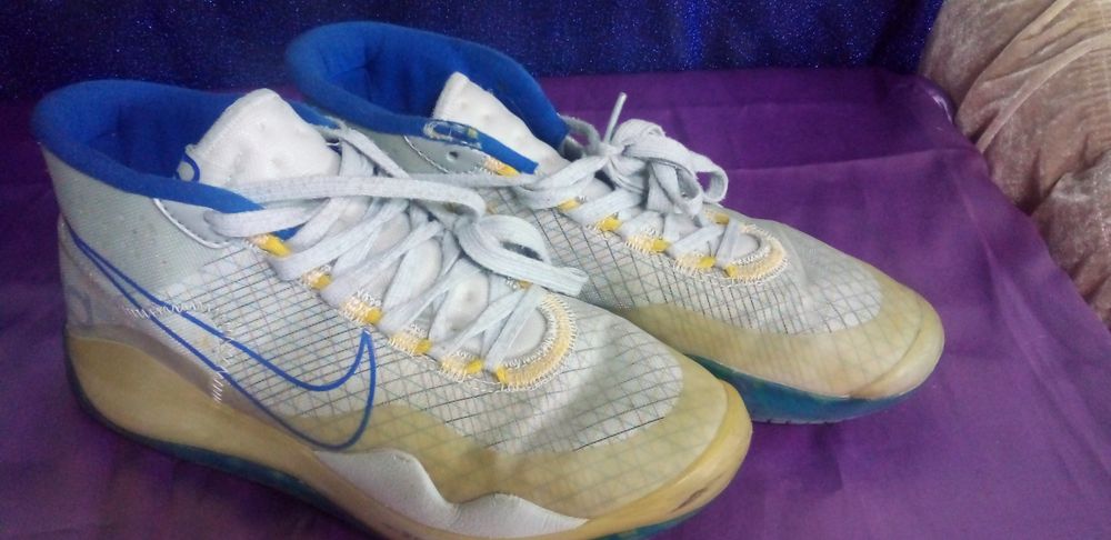 продам мужские осенние прорезиненные кроссовки р.43