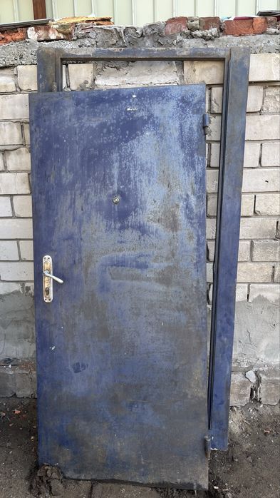 продам две двери
