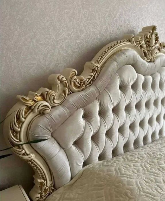 Продам спальный гарнитур. Т