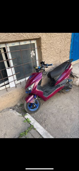 Продам мопед скутер м8 про стант