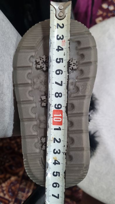 Продам зимние сапожки