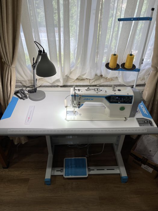 MASINA de cusut automata JACK A4F NOUA