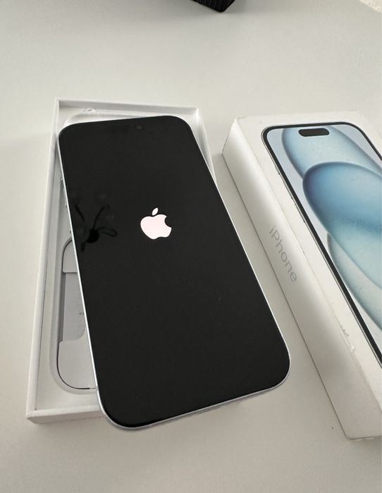 Vand iphone 15 128 de gb