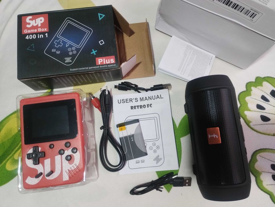 boxa bluetooth si joc retro sup noi