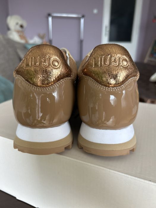 сникърси на Liu Jo. Размер 38
