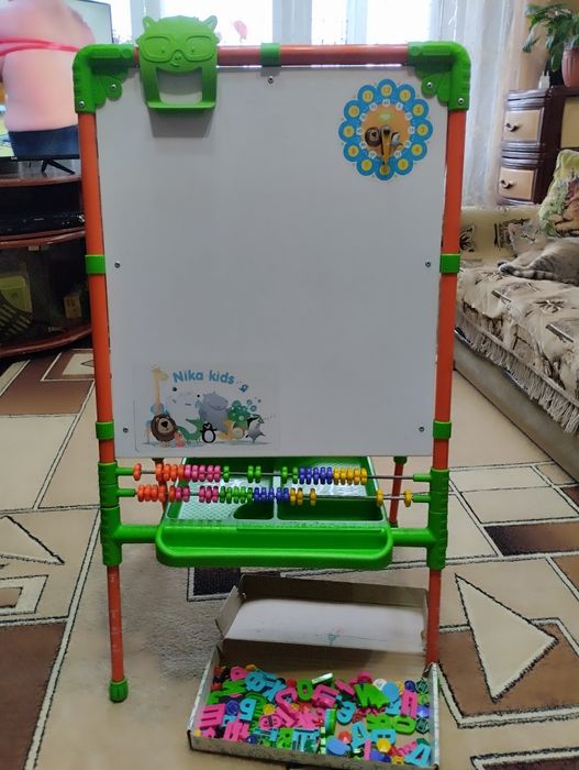 Детский мольберт