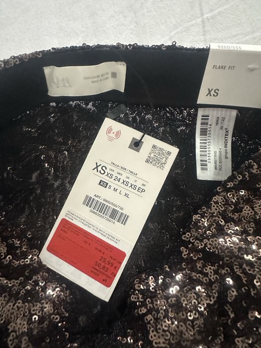 Zara festive days панталон ХS