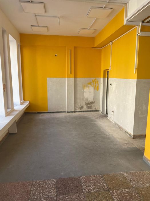 Spațiu Comercial de Închiriat Zona Școlilor MicroHala