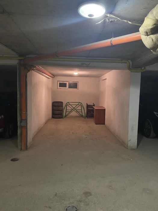 Паркомясто под наем