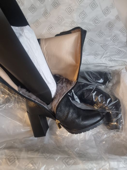 Сапоги зимние чёрные длинные