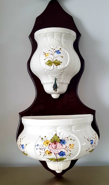 Vas vechi din ceramică italiană glazurata