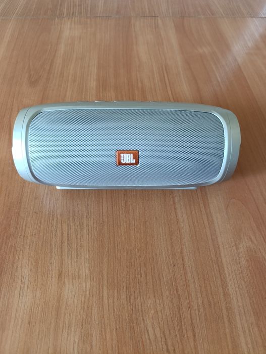 Колонка JBL charge 4