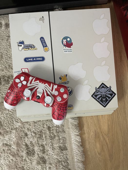 playstation 4 slim