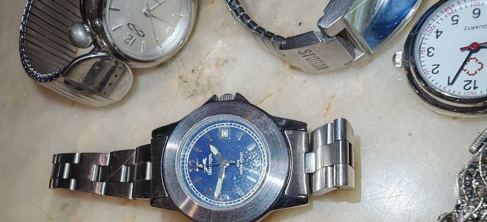 5 работещи дамски часовници Storm,Next,Slan