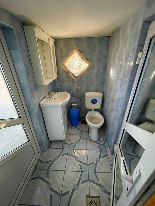 Casa de vanzare in Tecuci, utilata, gaz, lumina, apa, in zona bulevard