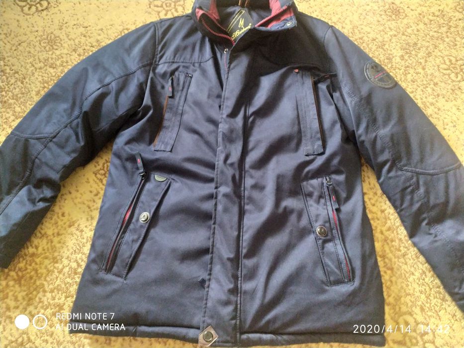 Продам зимнюю куртку