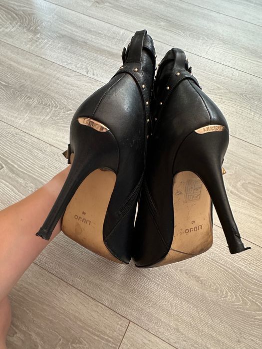 Botine Liu Jo negre piele cu tinte aurii