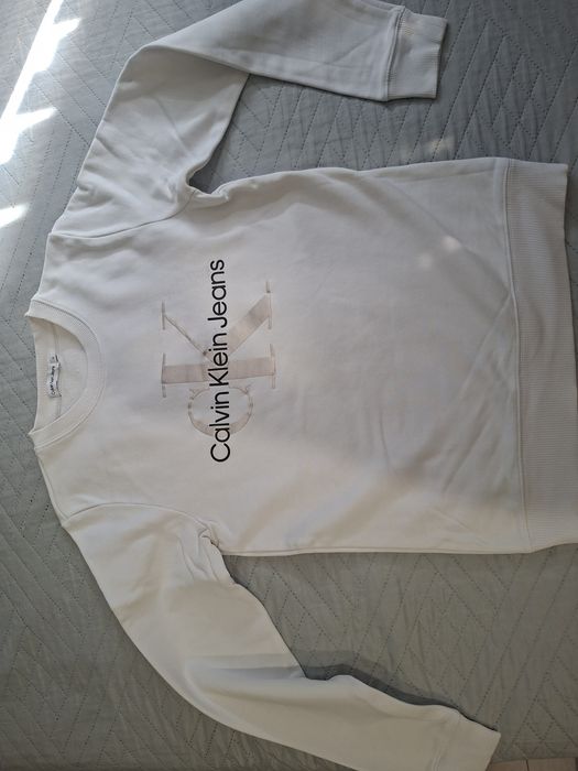 Артикули Calvin Klein