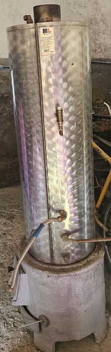 Vând cazan baie cu sobita