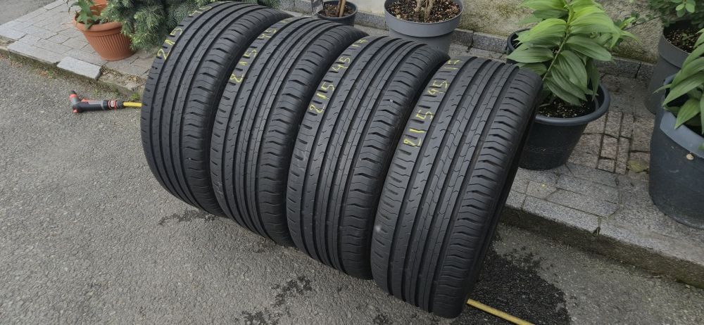 SET Anvelope 215/45/17 Vara Continental